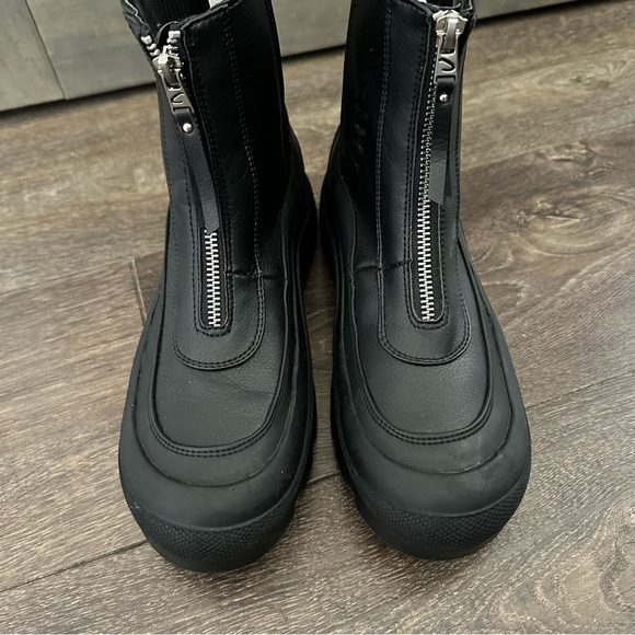 Sam Edelman Circus NY ‘Bethanie’ Rainboot - Picture 4 of 15